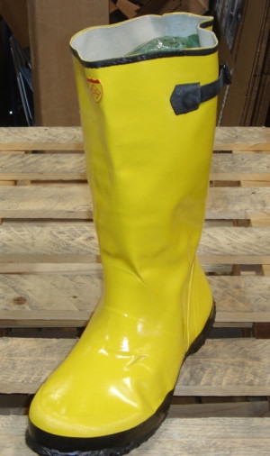 JOHNSON WILSHIRE 70016 SZ-16 WATERPROOF YELLOW SLUSH BOOTS