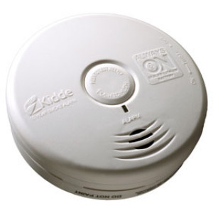 KIDDE 21010161 P3010B 10 YR SEALED BEDROOM SMOKE ALARM W/VOICE ALARM & BATTERY